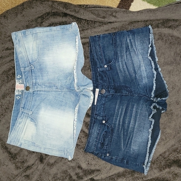 Set of 2 Jean Shorts - Picture 1 of 2